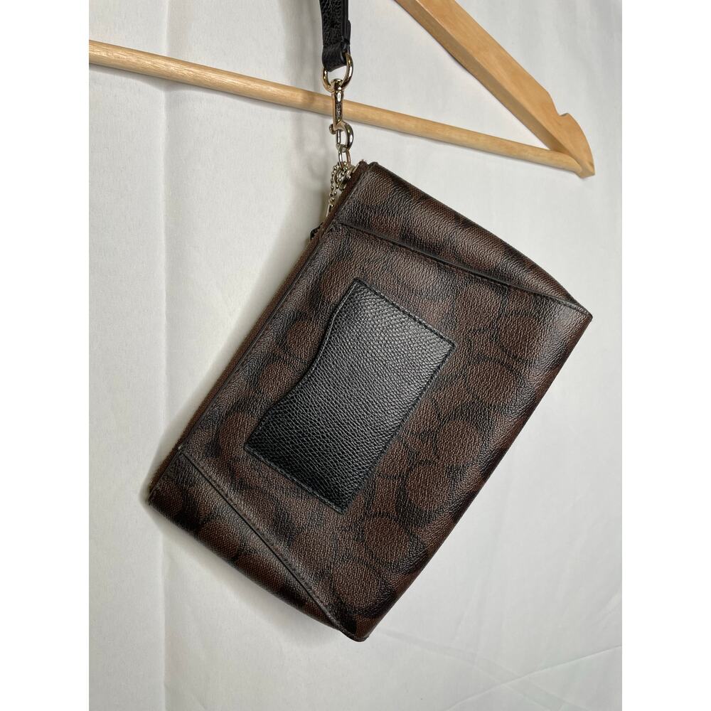 Coach Wristlet - Picture 2 of 5